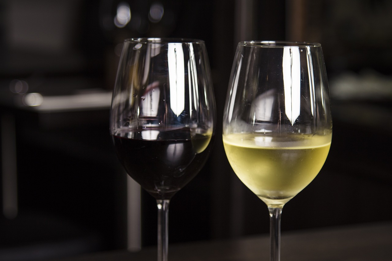 Wine 855166 1280